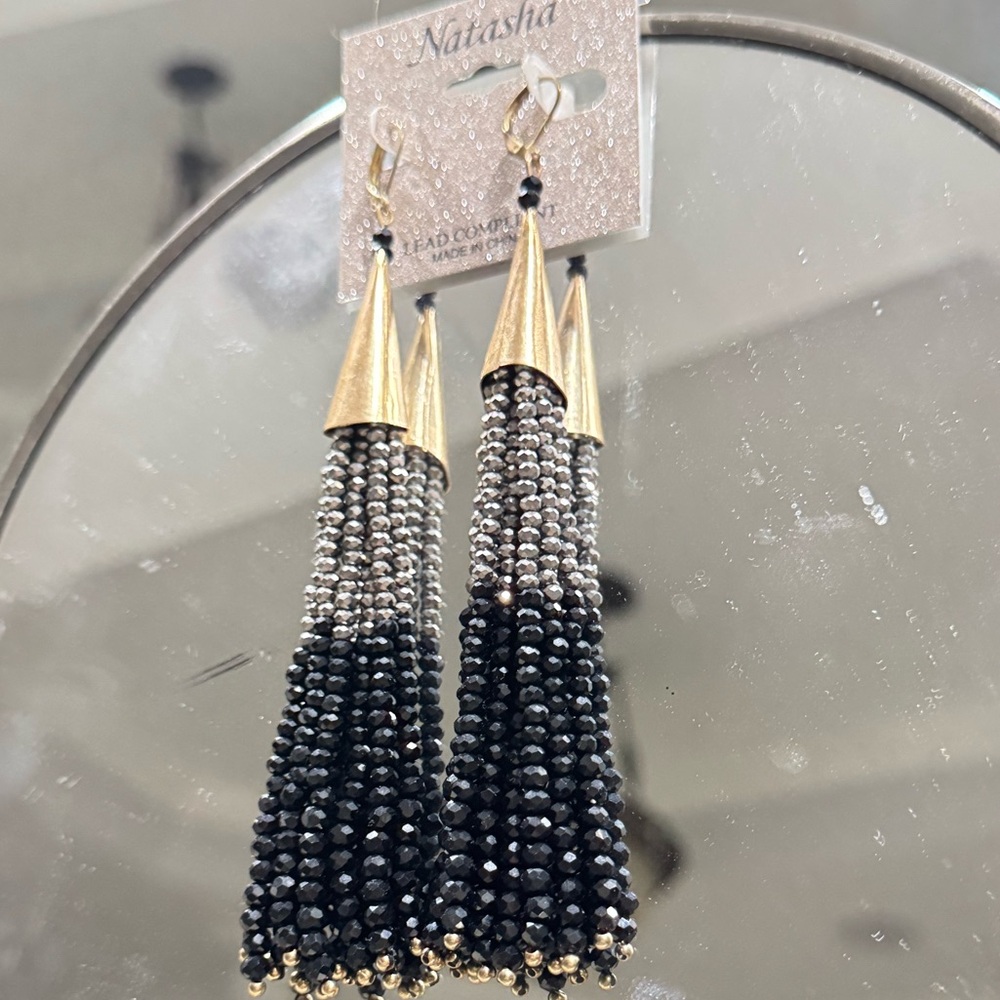 Bundle 4 Pcs Statement Earrings Collection - image 5